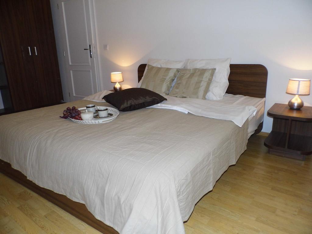 Lion Apartments Medena, Big Size, High Ceilings Bratislava Quarto foto