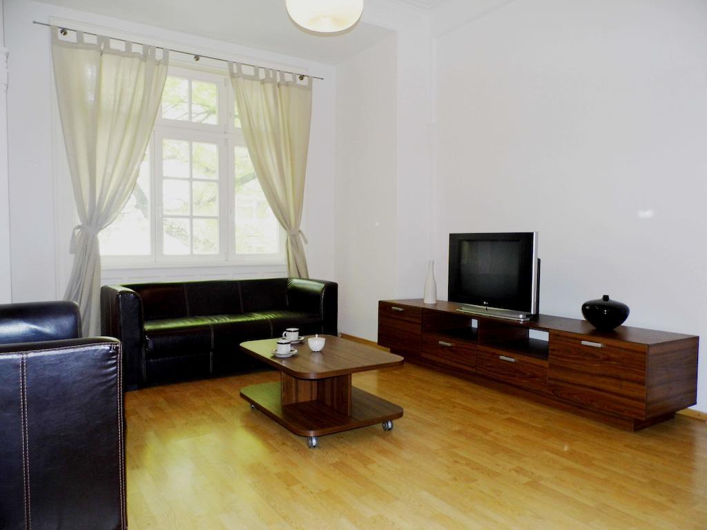 Lion Apartments Medena, Big Size, High Ceilings Bratislava Quarto foto